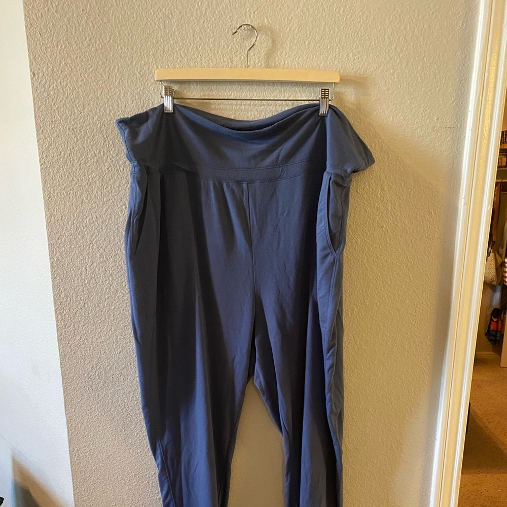 Cotton plus size joggers - Picture 3 of 5
